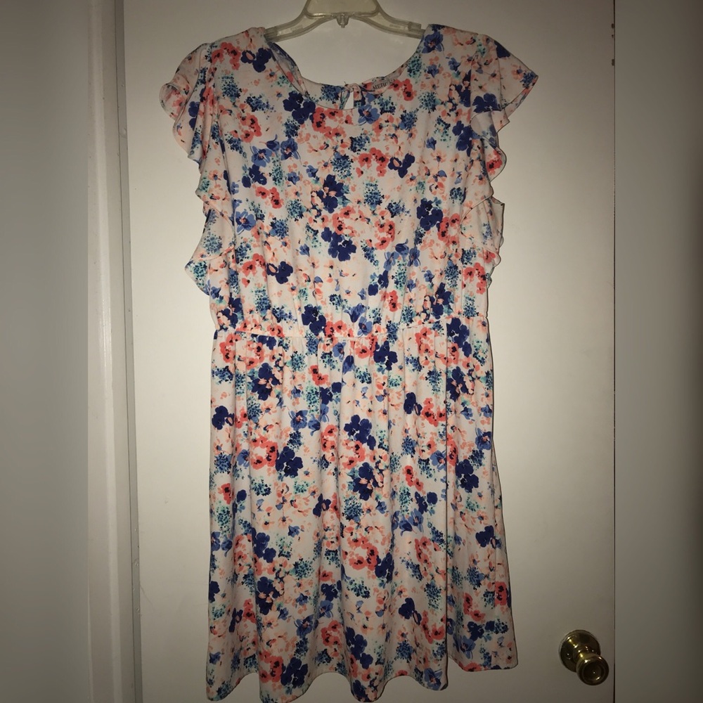 Donating 8/15 Pastel Dress